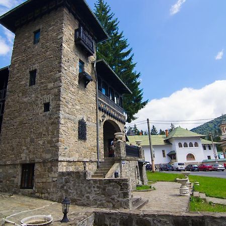 Hotel Casa Cu Farfurii Sinaia Exterior foto